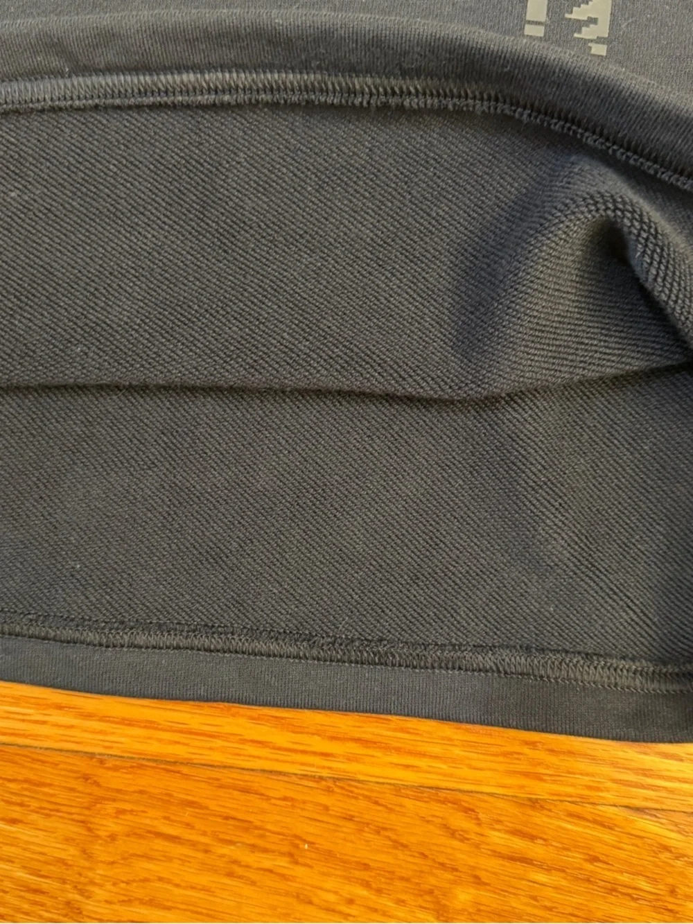 Lululemon Team Canada All Yours Cropped Hoodie COC Logo Black - Size 4